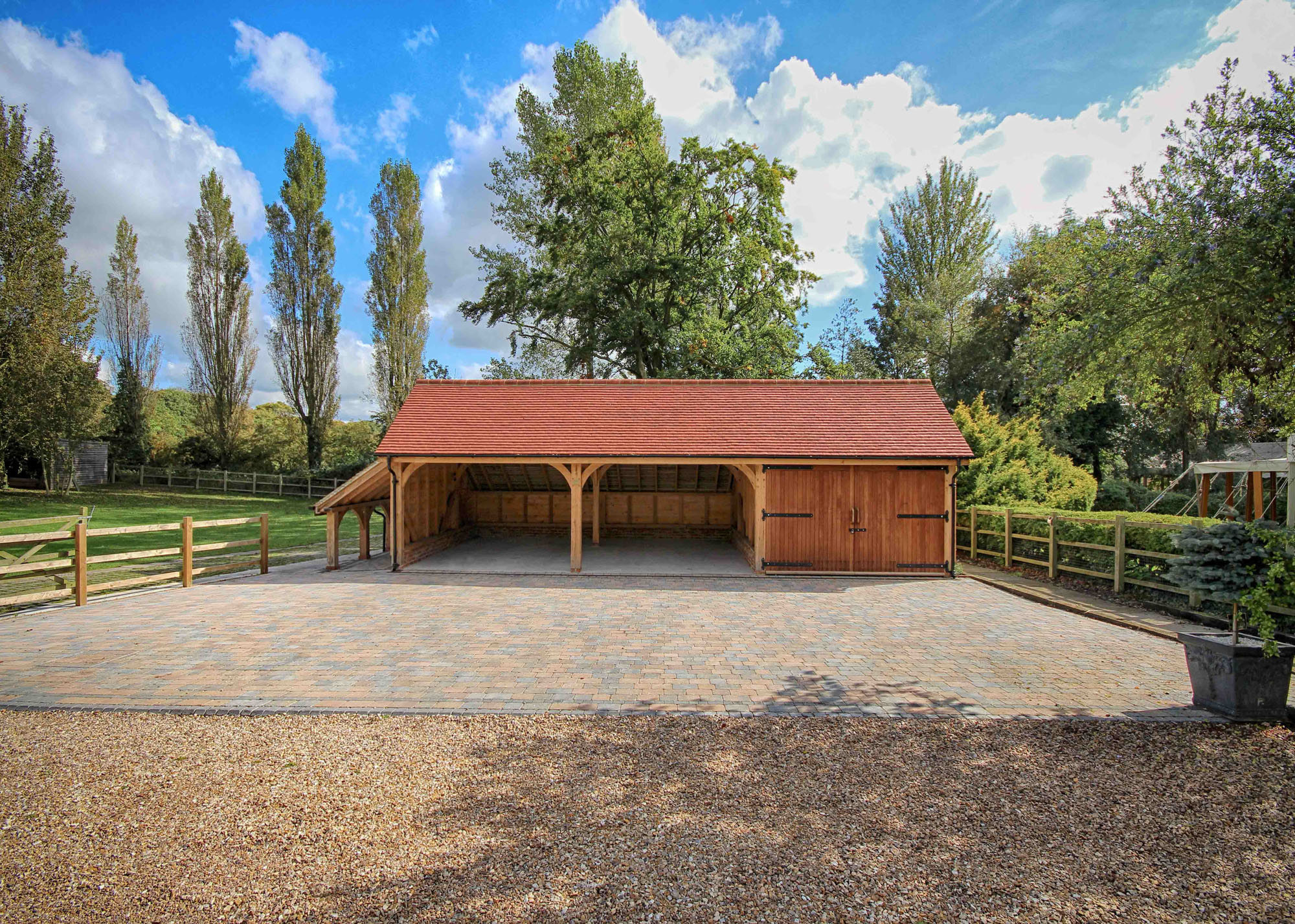 3 Bay Oak Garage.jpg